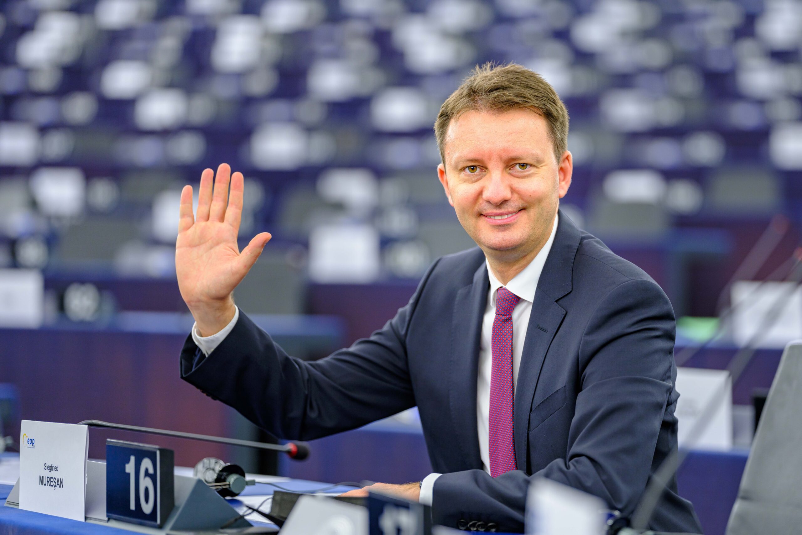 Siegfried Mureșan în plenul Parlamentului European